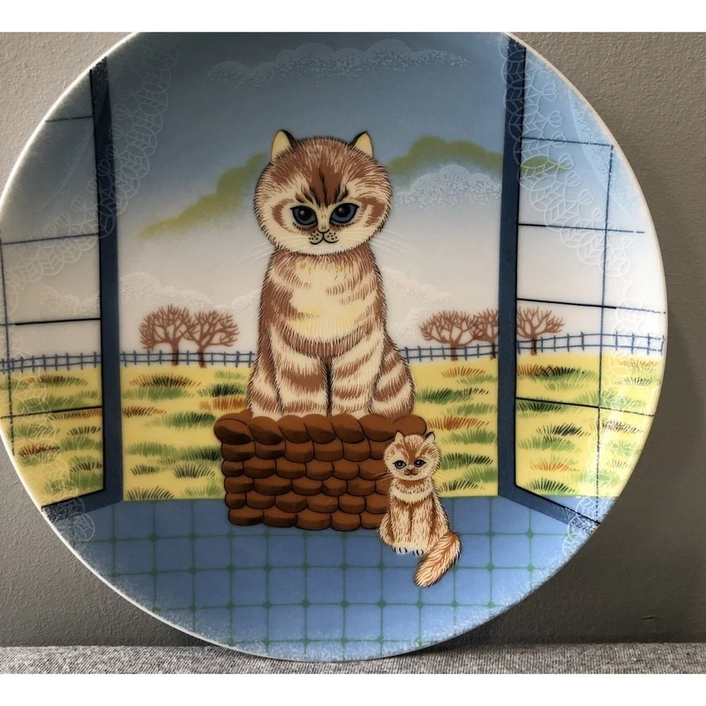 Vintage Artmark Porcelain Plate Cat Kitten Blue Sky Fields Decor Japan 7 3/4